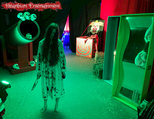 hire halloween scare actors